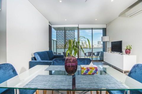 Wentworth Point 2Beds1Study2Bath Brand New APT - Accommodation Daintree 2