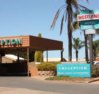 Westland Hotel Motel - Accommodation Daintree
