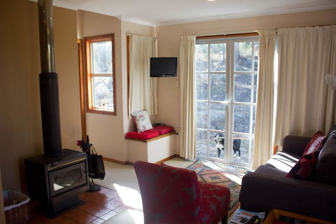 Whiskey Gully Wines - Accommodation Daintree 0