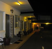 White Manor Motel - Accommodation Daintree