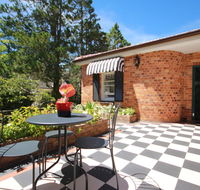 Winston Cottage at Three Sisters - Accommodation Daintree