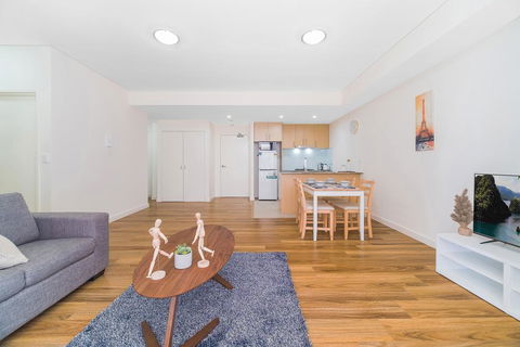 Wolli Creek Airport Serviced 2 Bedroom Apartment - Accommodation Daintree 0