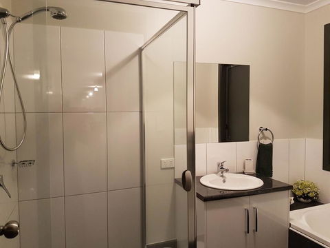 Wudinna Farm View - Accommodation Daintree 1