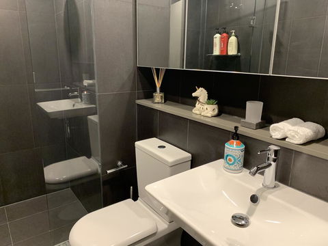 Xu's Residence@888 Collins St - Accommodation Daintree 2