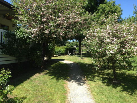 Yarra Glen Bed & Breakfast - Accommodation Daintree 1