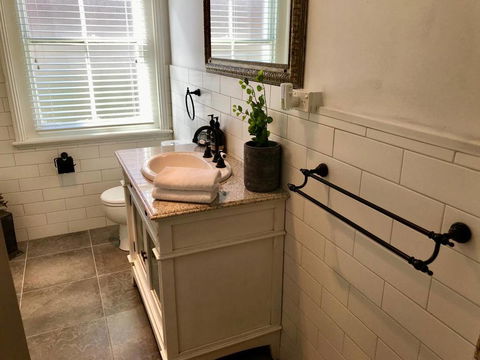 YSG The Edward Townhouse 153 - Walk To Town - Accommodation Daintree 3