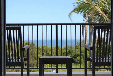 Zaffiro Beach House - Accommodation Daintree 2
