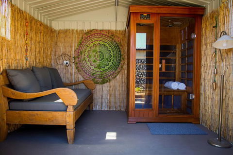Zen Escape Guest House - Accommodation Daintree 2