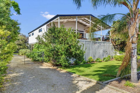Zephyr Shores - Accommodation Daintree 3