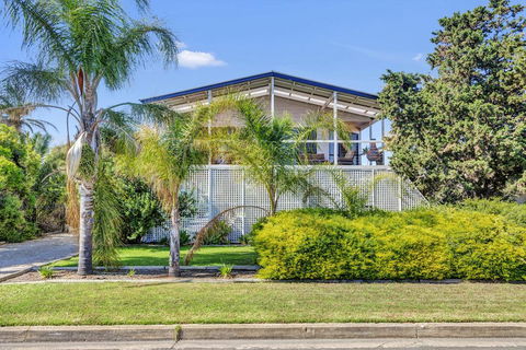 Zephyr Shores - Accommodation Daintree 2