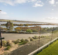 Serenity and sweeping Murray River views - Accommodation Daintree