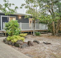 Currimundi Beach House - 1min to Currimundi Lake  Beach - Accommodation Daintree