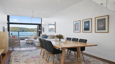 Absolute Waterfront At Wagstaffe - Accommodation Daintree 1