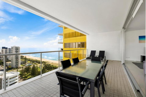 Air On Broadbeach - Hosted By Coastal Letting - Accommodation Daintree 0