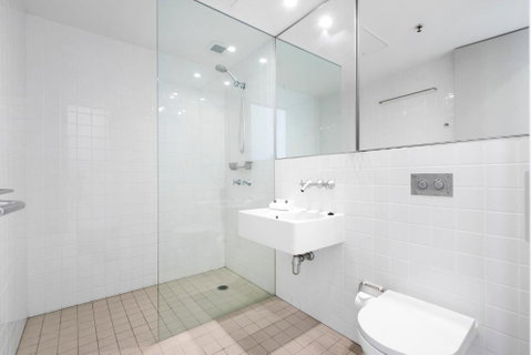 Air On Broadbeach - Hosted By Coastal Letting - Accommodation Daintree 2
