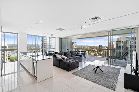 Air On Broadbeach - Hosted By Coastal Letting - Accommodation Daintree 3