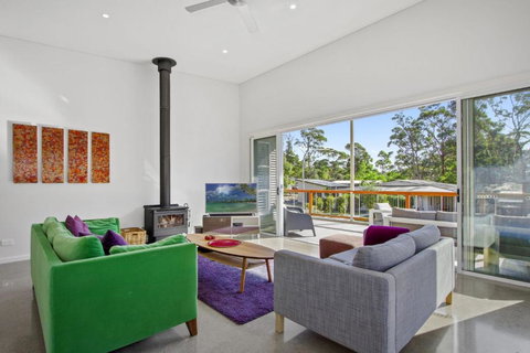 Allawah Beach House - Accommodation Daintree 2