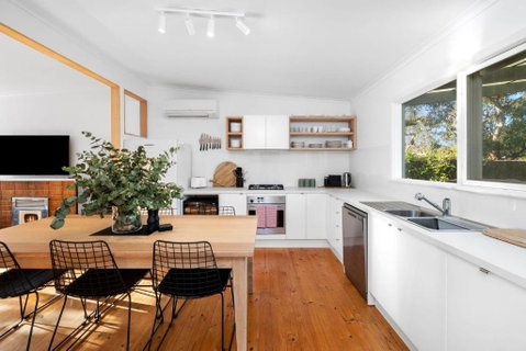 Anglesea Beach House 2 - Accommodation Daintree 1
