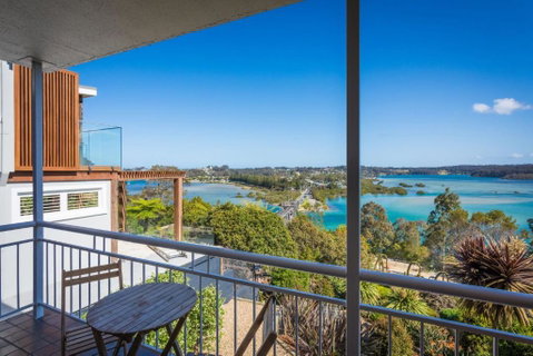 Aque Blu - 11 Hillcrest Ave North Narooma - Accommodation Daintree 2