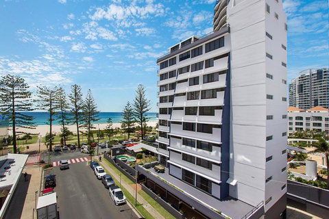 Aries Holiday Apartments - Accommodation Daintree 1