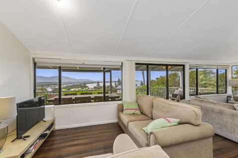 Aurelia, 14 Stewart Street - Accommodation Daintree 0