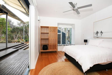 Ayana - Pet Friendly - Directly Opposite Beach - Fireplace - Accommodation Daintree 3