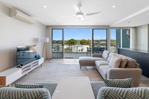 Azzura Greens Resort - Accommodation Daintree 2