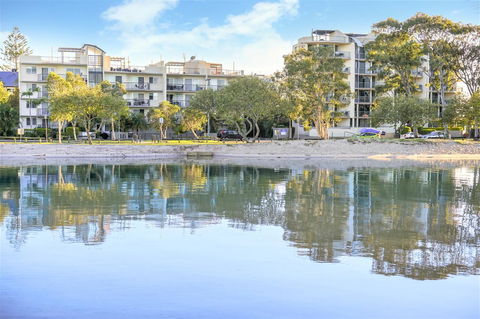 Excellsior Apartments - Accommodation Daintree 0