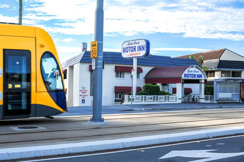 Southport Motel & Apartments - Accommodation Daintree 1