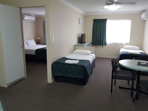 Southport Motel & Apartments - Accommodation Daintree 12