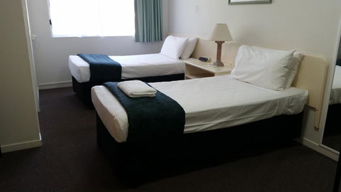 Southport Motel & Apartments - Accommodation Daintree 17