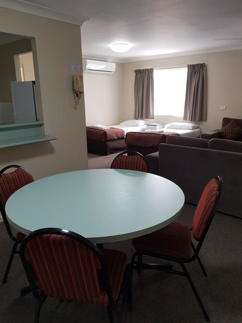 Southport Motel & Apartments - Accommodation Daintree 10