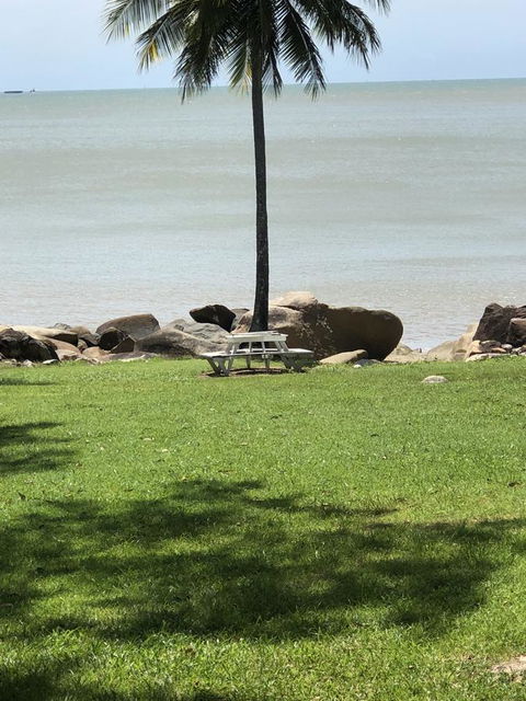 Cairns Beach House Our Oasis - Accommodation Daintree 5