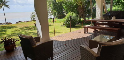 Cairns Beach House Our Oasis - Accommodation Daintree 2