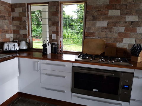 Cairns Beach House Our Oasis - Accommodation Daintree 17