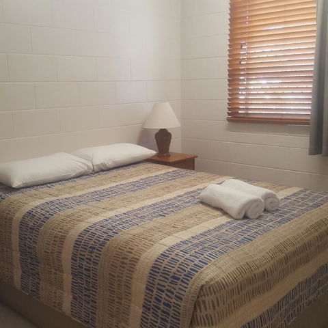 Whitsunday Waterfront Apartments - Accommodation Daintree 8