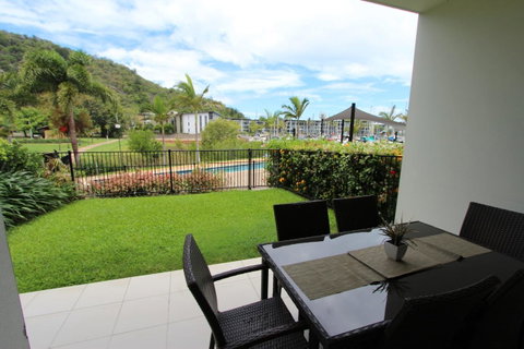 Beachside Apartment 5 - Accommodation Daintree 0