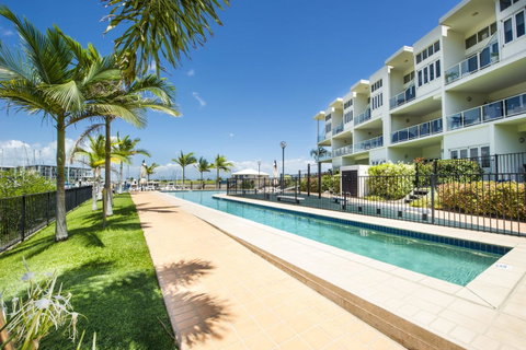 Beachside Apartment 5 - Accommodation Daintree 1