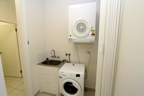 Beachside Apartment 5 - Accommodation Daintree 8