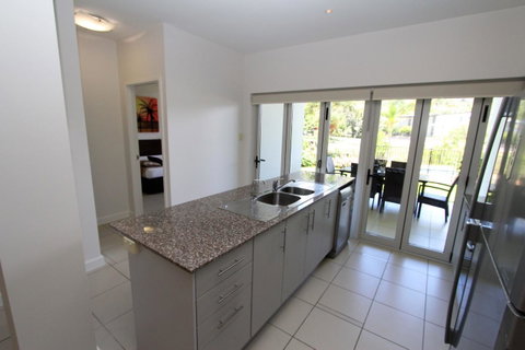 Beachside Apartment 5 - Accommodation Daintree 3