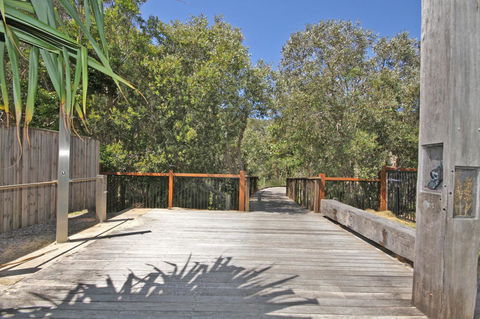48 Boardrider Crescent, Mt Coolum - Pet Friendly, WiFi, Linen Incl. 500 BOND - Accommodation Daintree 11