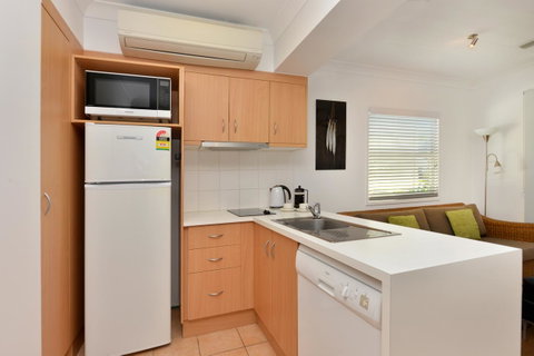 Port Douglas Apartments - Adults Only Oasis - Accommodation Daintree 8