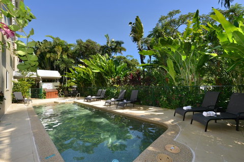 Port Douglas Apartments - Adults Only Oasis - Accommodation Daintree 18