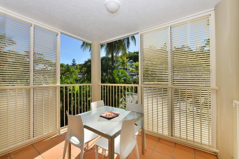Port Douglas Apartments - Adults Only Oasis - Accommodation Daintree 6