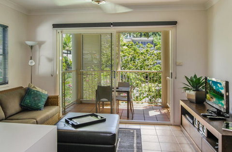 Port Douglas Apartments - Adults Only Oasis - Accommodation Daintree 33