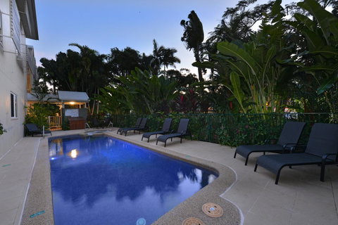 Port Douglas Apartments - Adults Only Oasis - Accommodation Daintree 20