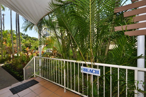 Port Douglas Apartments - Adults Only Oasis - Accommodation Daintree 26