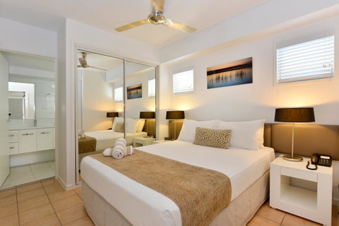 Port Douglas Apartments - Adults Only Oasis - Accommodation Daintree 29