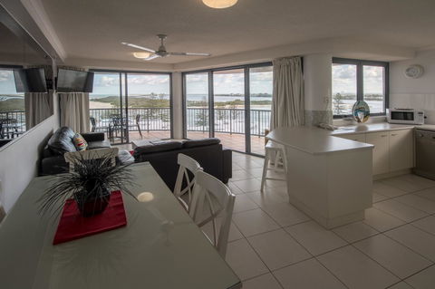 Centrepoint Apartments Caloundra - Accommodation Daintree 12