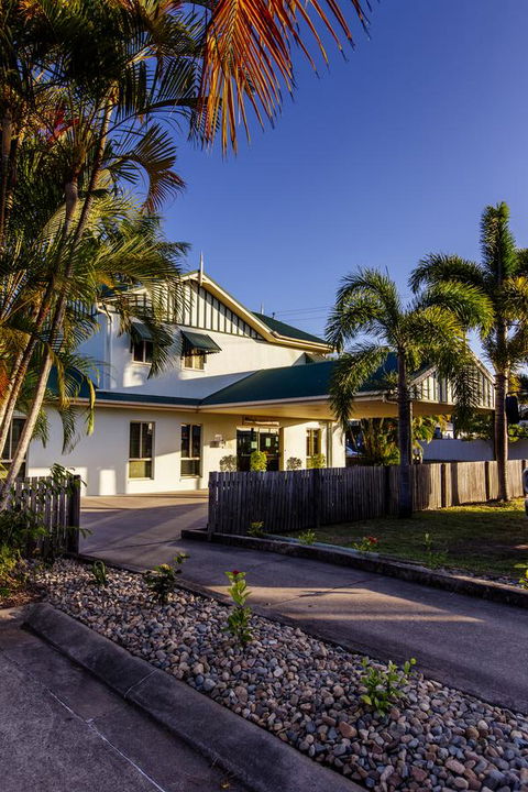 Shamrock Gardens Motel - Accommodation Daintree 0